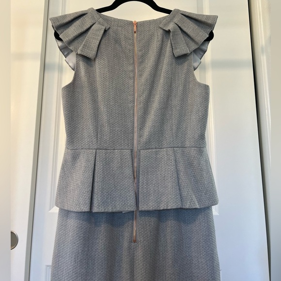 Ted Baker London Working Title Daizid Pleat Shoulder Peplum Dress Gray Size 2/US - Picture 8 of 10